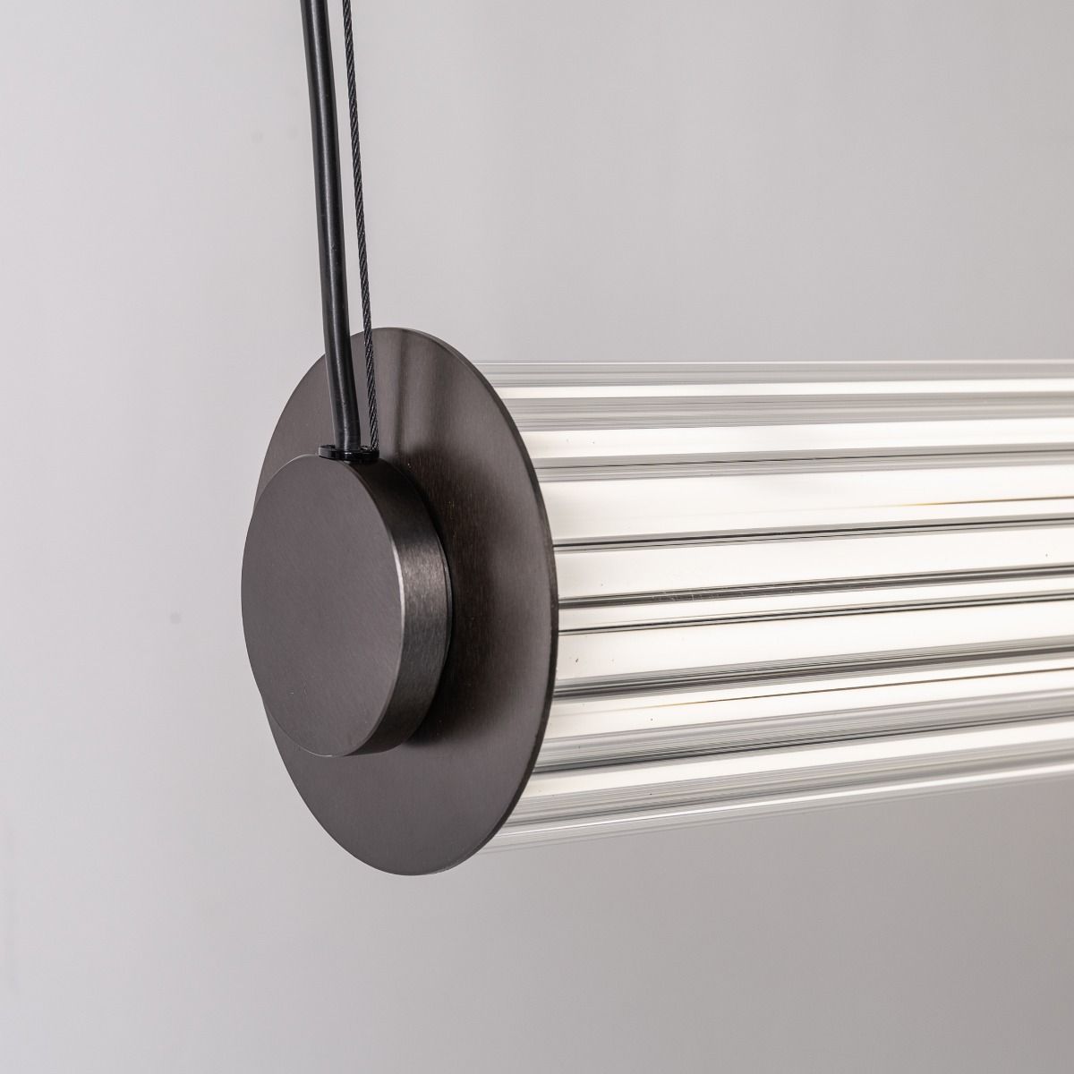 1236 COMO LAMPA WISZĄCA TYTAN