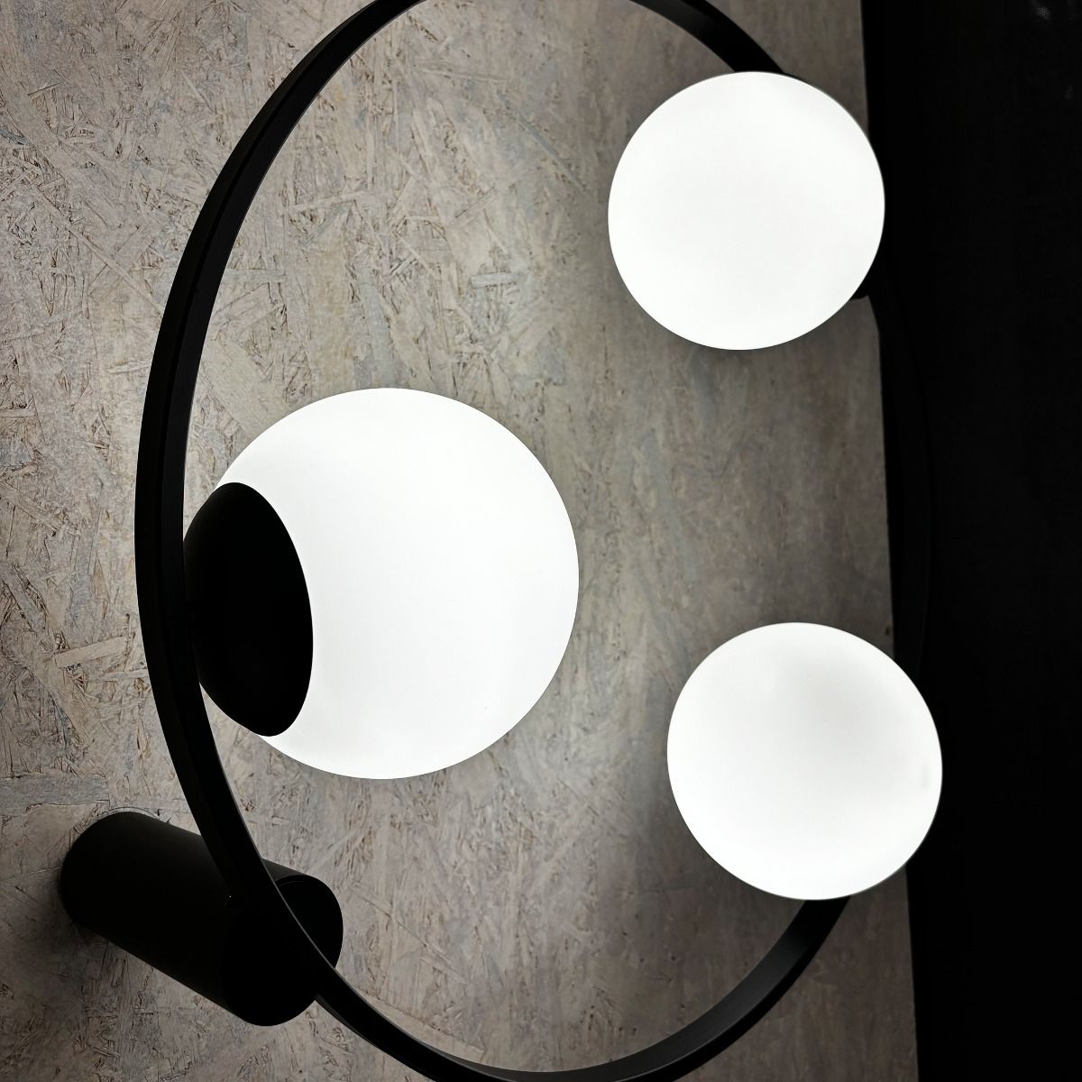 5008 ORBIT 3 CEILING LAMP